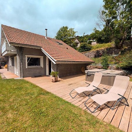 Chalet Sauna Jacuzzi 6 Personnes 拉布雷斯 外观 照片