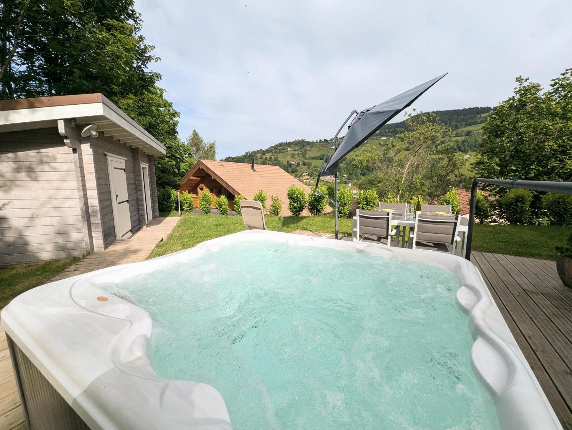 Chalet Sauna Jacuzzi 6 Personnes 拉布雷斯 外观 照片