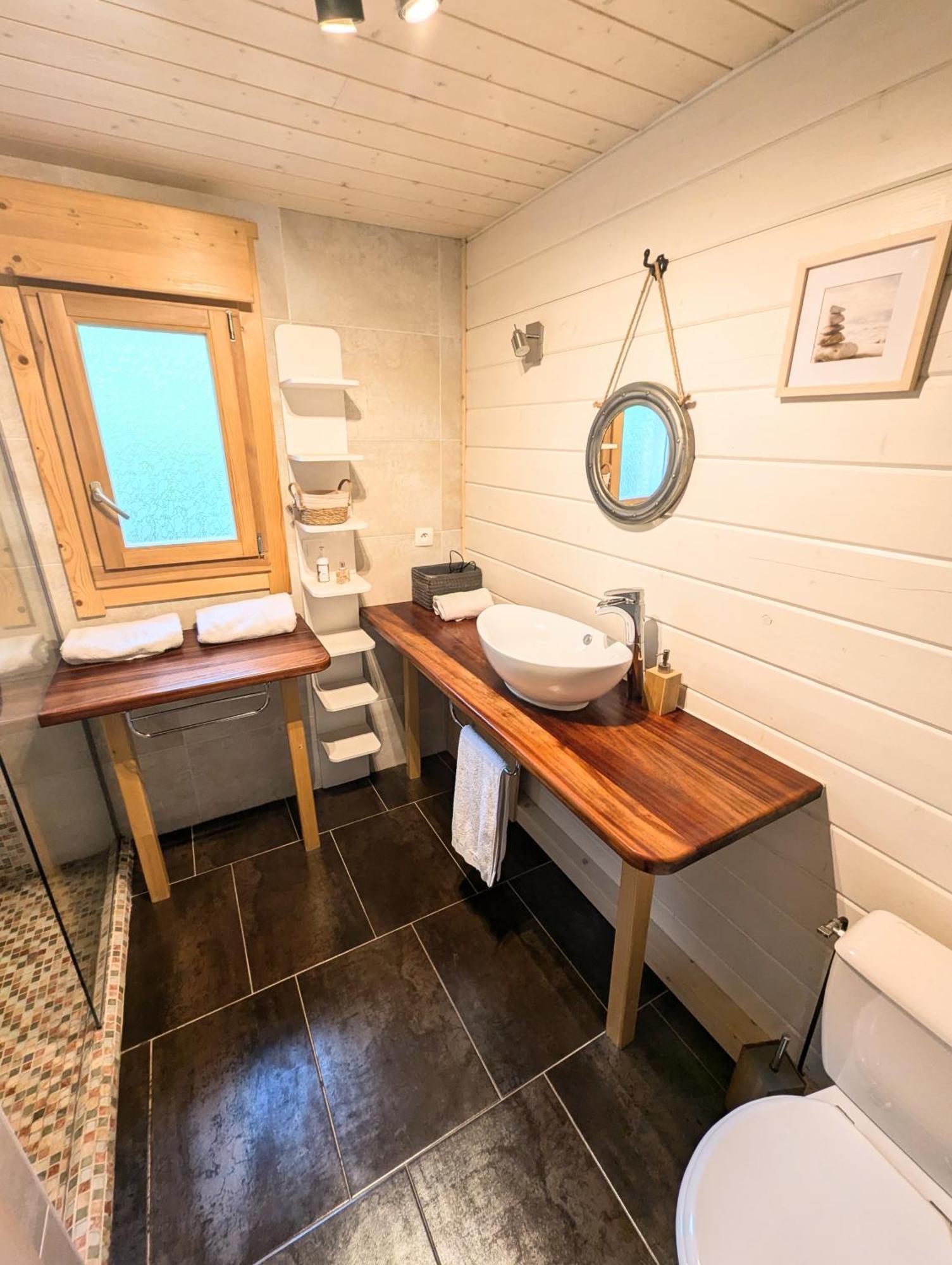 Chalet Sauna Jacuzzi 6 Personnes 拉布雷斯 外观 照片